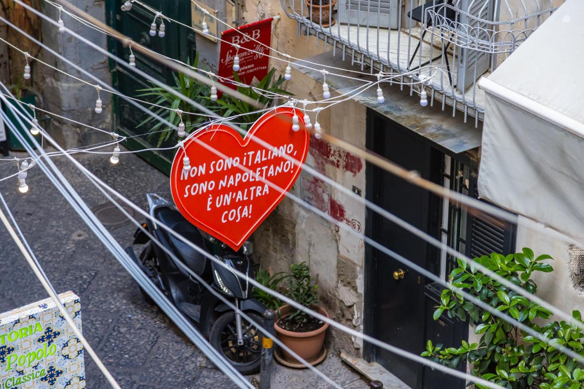 Leticia'S Apartment By Wonderful Italy Naples Exterior photo